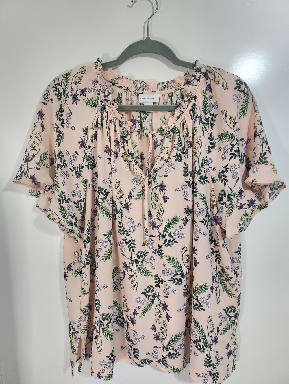 Liz CLAIBORNE Floral Ruffle Sleeve Peasant Top - Blush, size 1x